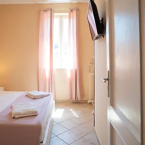 apt-capodichino-127-11.hotels-amalfi.com/